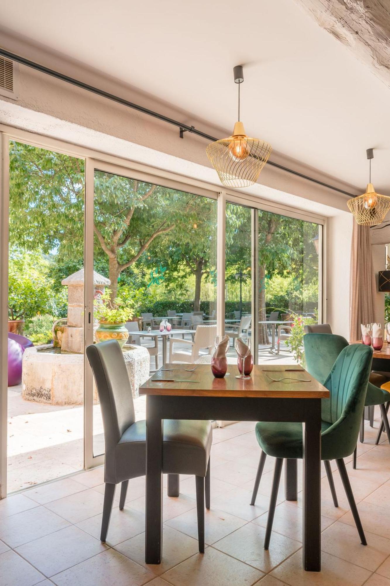 Logis Hotel Restaurant Le Pradinas أندوز المظهر الخارجي الصورة