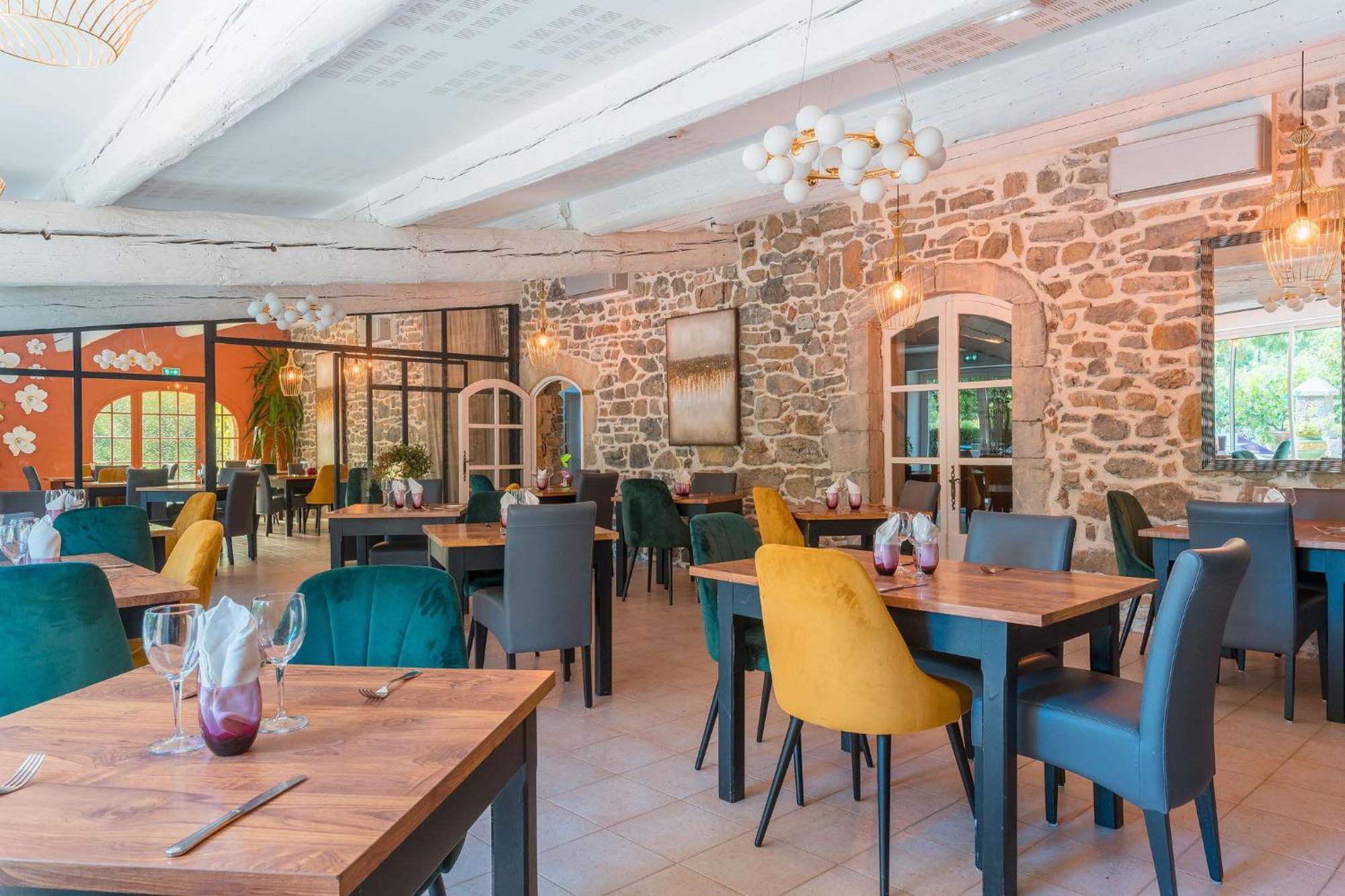 Logis Hotel Restaurant Le Pradinas أندوز المظهر الخارجي الصورة